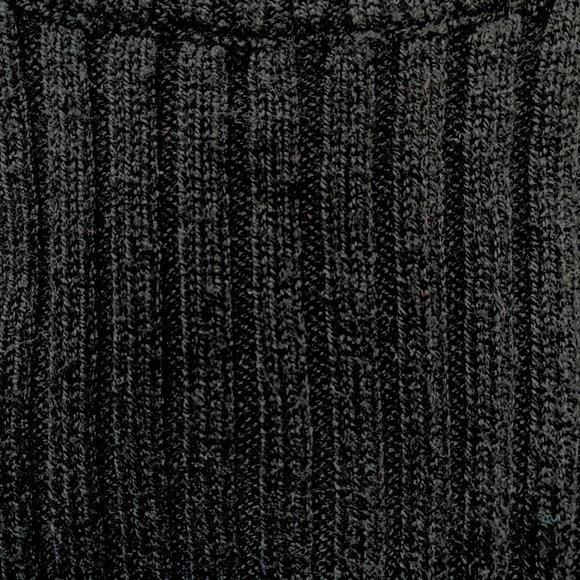 Ribbed Long sleeve Sweater - Picture 2 of 4